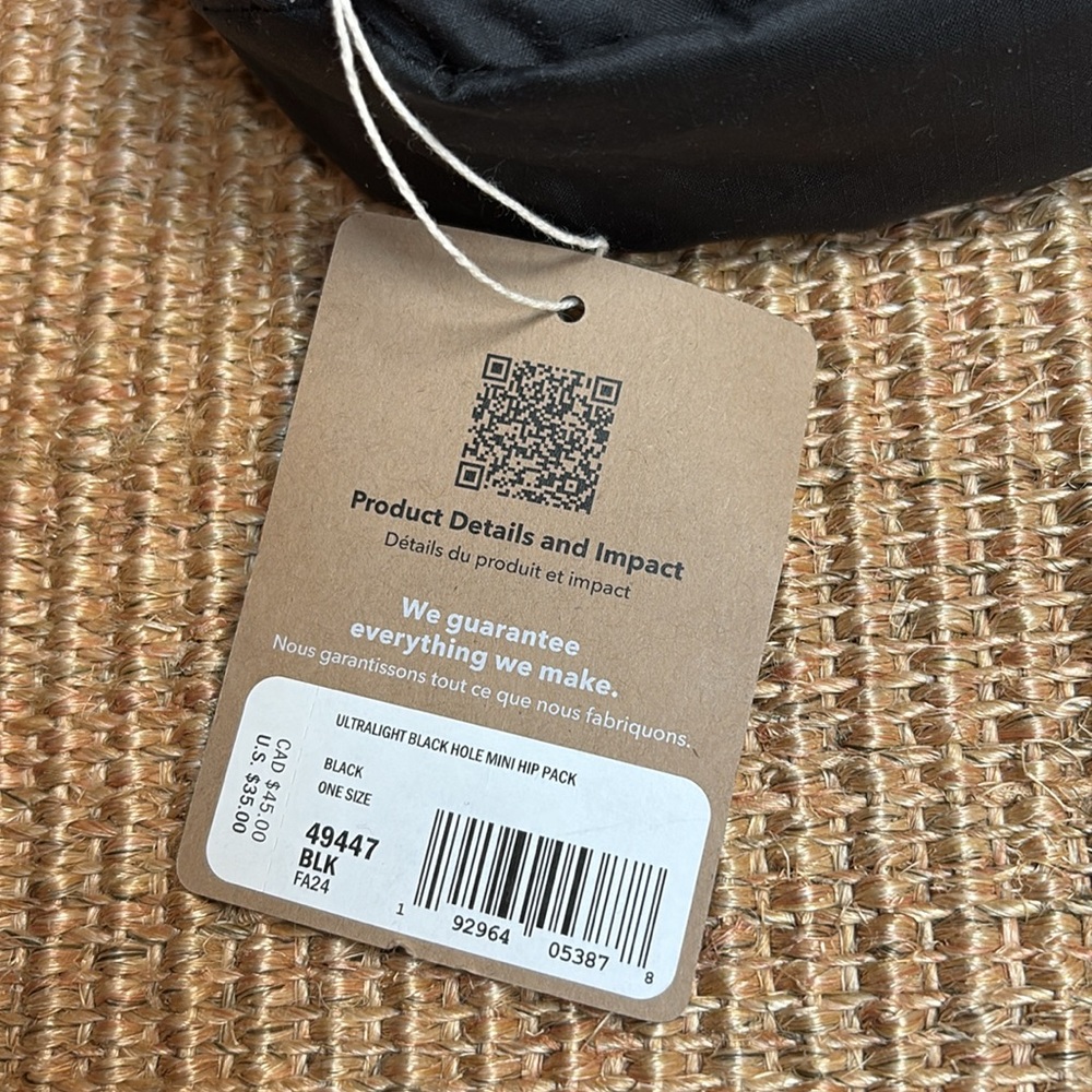 NWT Patagonia Ultralight Black Hole Mini Hip Pack Waist Fanny Pack Bag - Picture 3 of 5